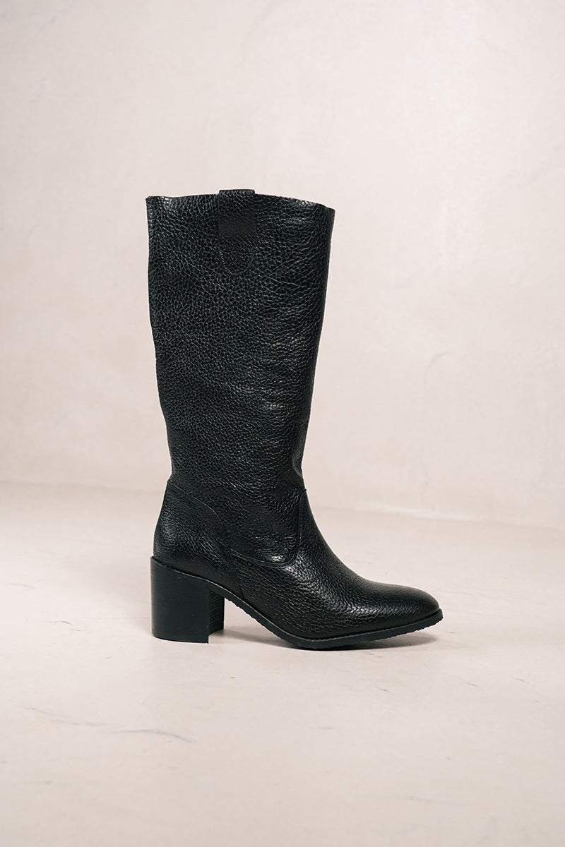 Black vintage leather hight boot - VALENTINA